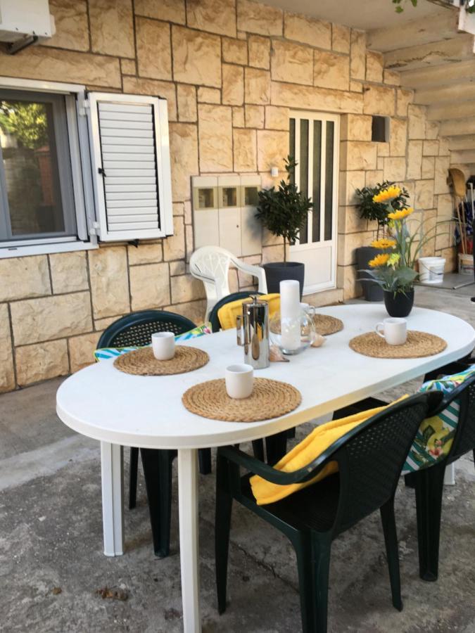 Apartment Marina Komiža Eksteriør billede